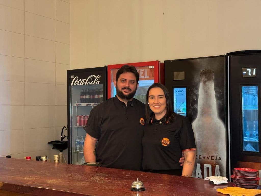 Proprietários Serras Burguer.jpg