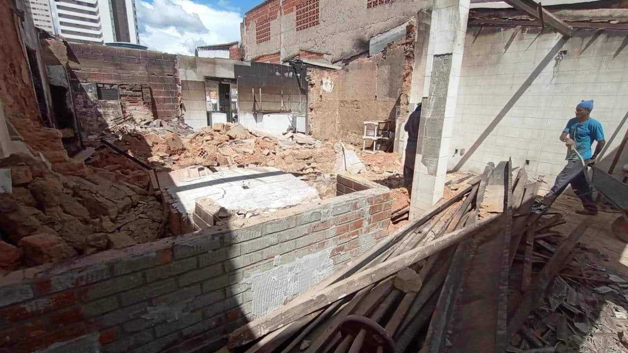 Frangots Construção.jpeg